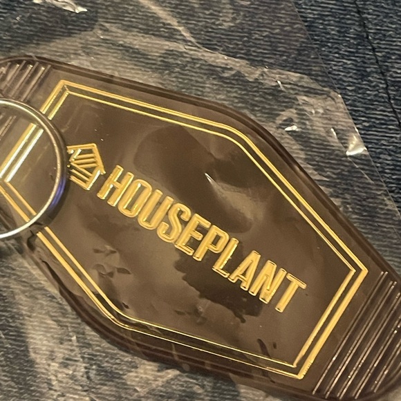 Assorted Vintage Keychain Collection - Picture 9 of 11